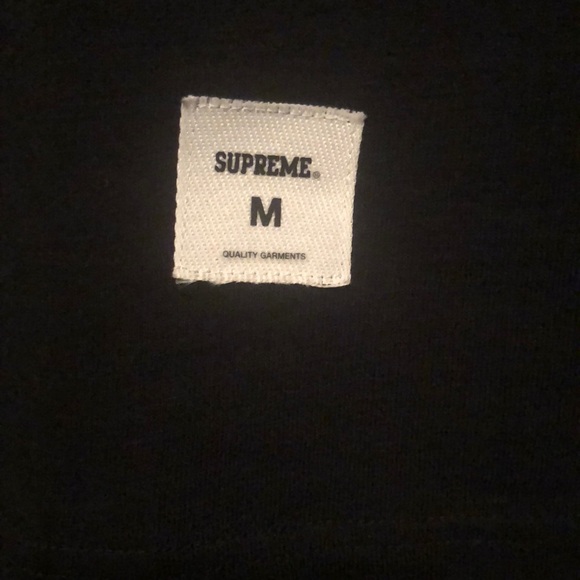 Supreme Holographic T-shirt size Medium - Picture 4 of 4